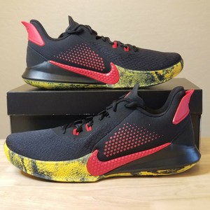 kobe bryant basketball shoes
