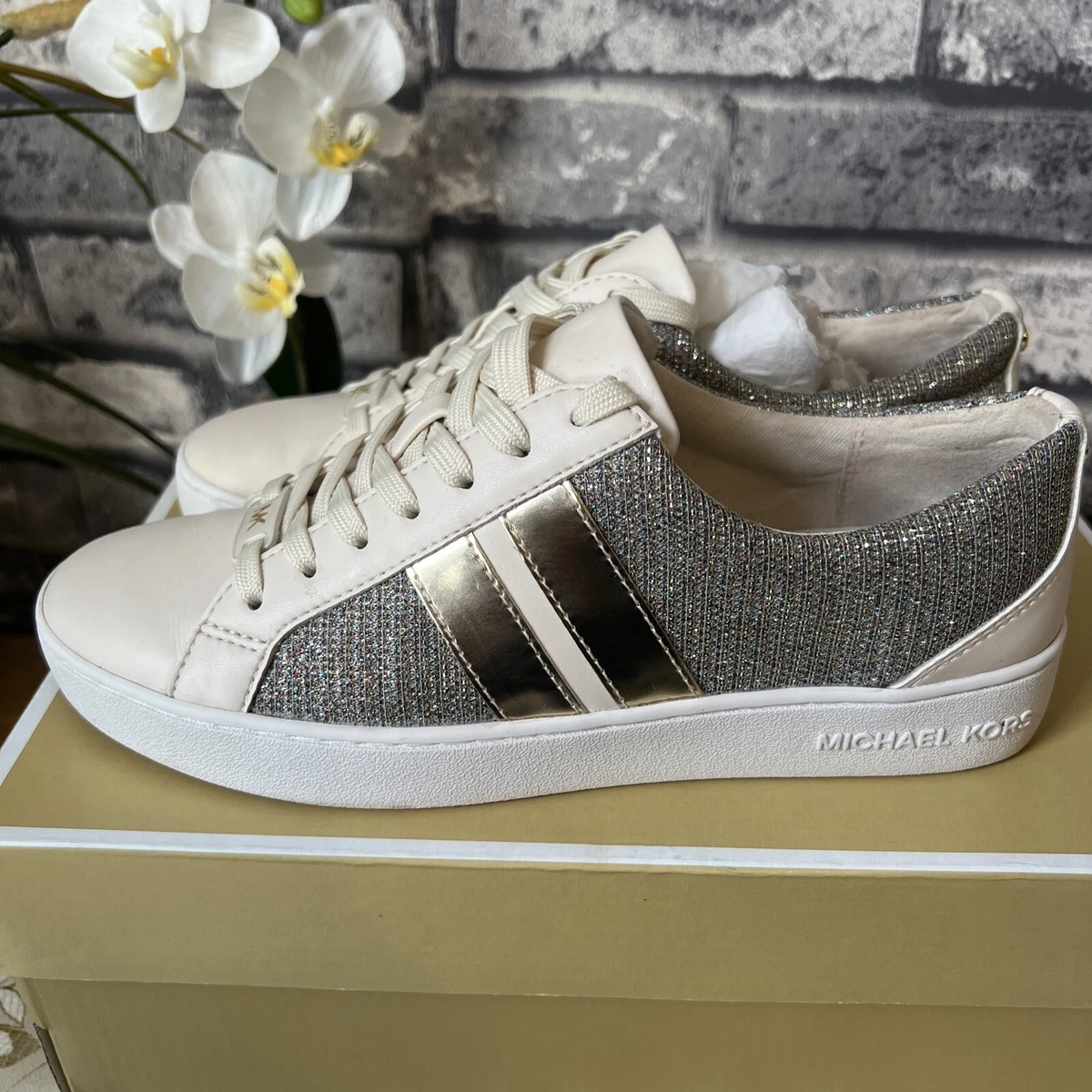 Michael kors Catelyn Lace Up Glitter Chain Mesh trainer size 3 UK 6M US