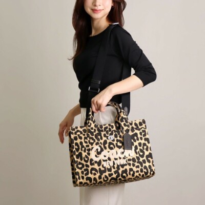 【COACH】LEOPARD カーゴ トートバッグ CP7700 COACH CP770 Cargo Tote with Leopard Print Medium Canvas NWT