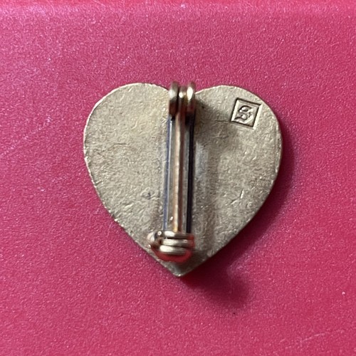 Prendedor de corazón Boy Scouts Of America BSA tono dorado esmalte rojo estar preparado de colección - Imagen 2 de 2