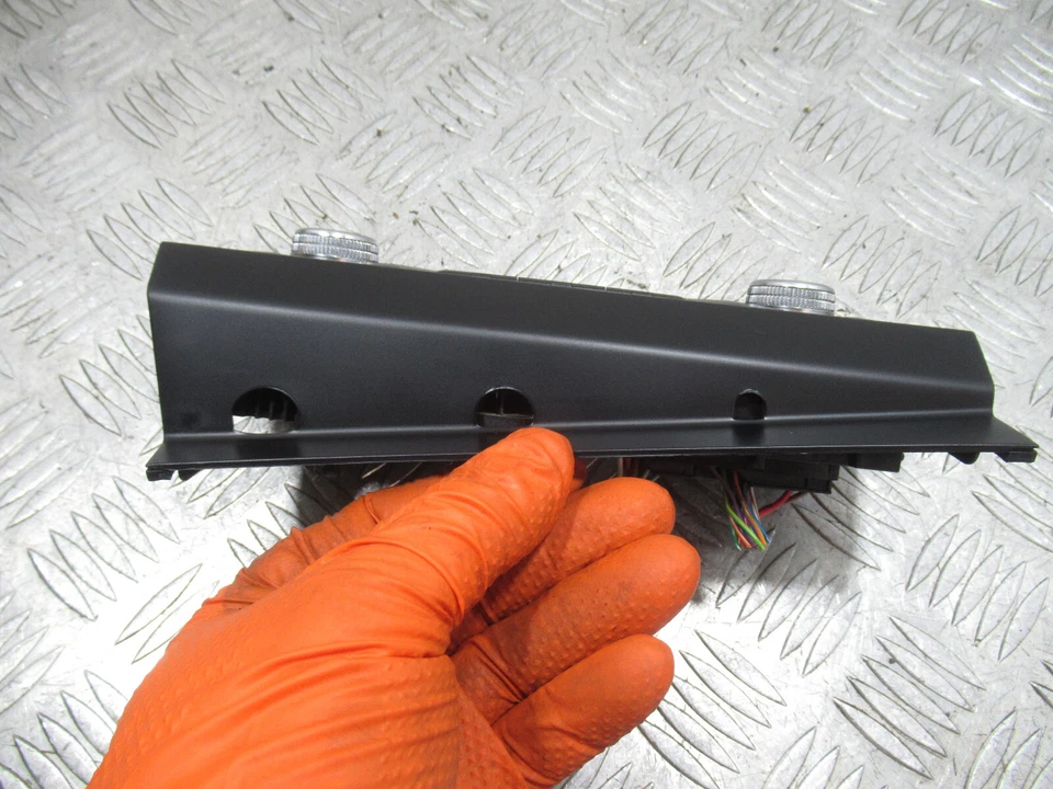 2013 AUDI A5 QUATTRO S-LINE 8T3 MK1 2DRS COUPE A/C HEATER CLIMATE CONTROLS *2580 - Image 3 of 4