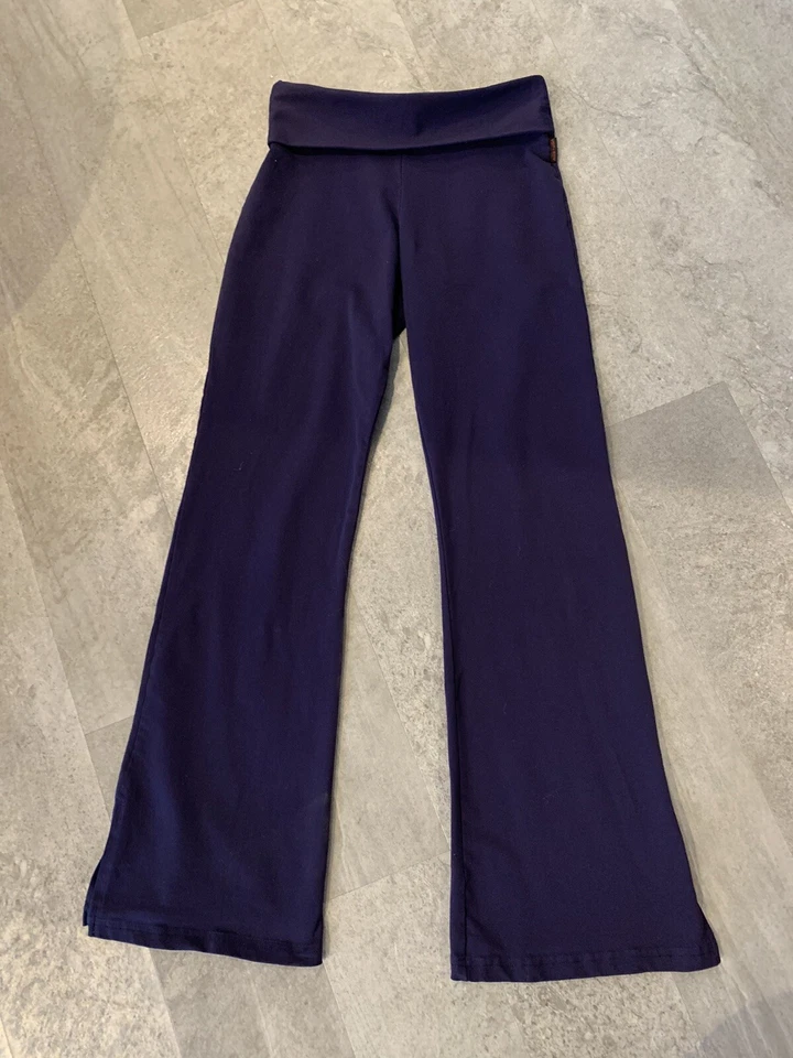 Pantalones KOS EE. UU. Púrpura Oscuro Plegable Cintura Corte Bota Pierna Yoga Fitness Talla L Foto 2 de 4