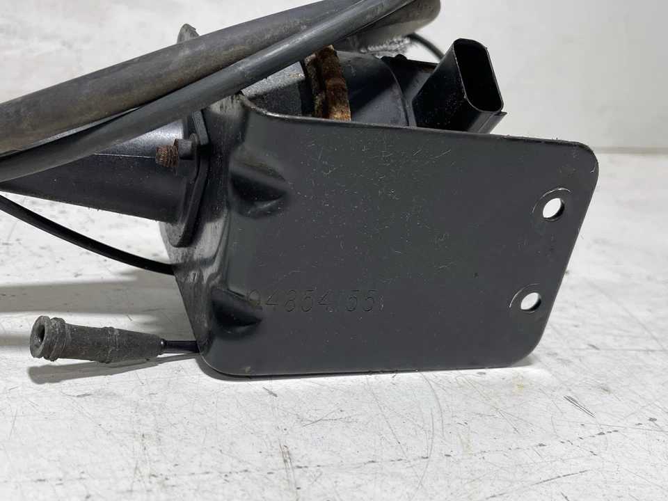 Jeep TJ Wrangler Cruise Control Servo & Bracket 04854155 97-02 Jeep TJ Wrangler - Image 4 of 4