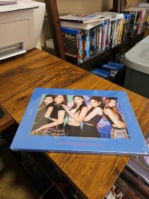 Itzy 2nd Mini Album IT'Z ME Ver. KPOP CD Book Wannabe Ting Ting