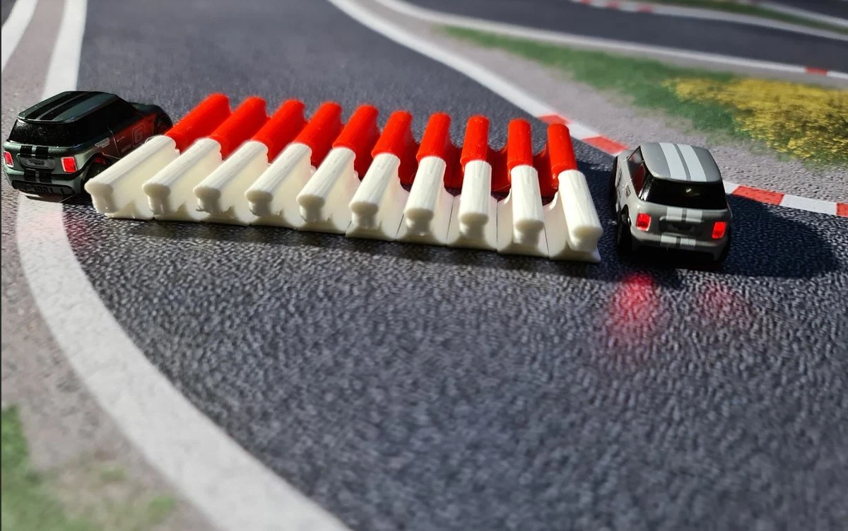 Streckenbegrenzung Leitblanke  für Turbo Racing 20er Set Weiss-Rot  1:76
