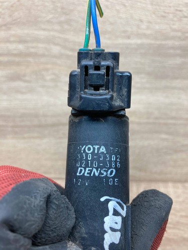 85330 33020 060210 386 Denso Toyota WINDSCREEN HEADLIGHT WASHER PUMP With Plug - Picture 5 of 7
