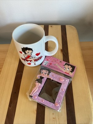 Vintage 1996 Betty Boop 3D Picture Frame & Coffee Mug