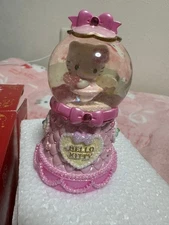 Hello Kitty Snow Globe Collectible Used Rare Ornament MMB
