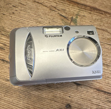 Fujifilm FinePix A303 A Series Kompaktkamera ...
