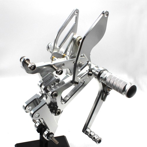 CNC Motorcycle Rearsets Footpegs Footrest Pedal Rest For YZF R6 2003-2005 2004 - Imagen 11 de 18