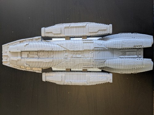 Battlestar Galactica Re-imagined Ship Model Kit BSG Replica Prop Miniature Paint - Picture 10 of 12