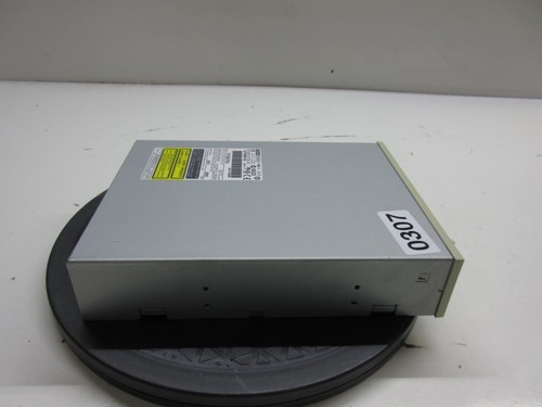 TEAC CD-W524E CD-RW IDE Disc Drive - Afbeelding 2 van 6