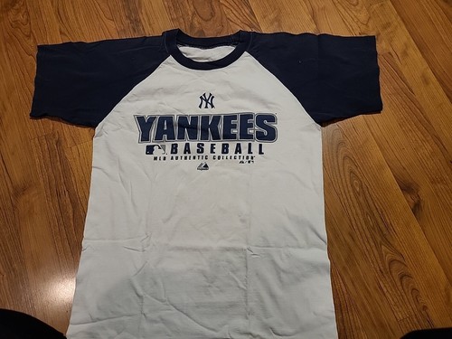 Vtg New York Yankees Tshirt SS MLB Authentic Collection Medium Majestic 40" X 26 - Picture 4 of 9