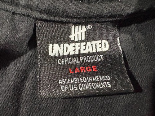 Undefeated Adult Black Puck Off T-Shirt Tee Mens NHL Hockey UNDFTD Sz L HOLES - Picture 6 of 11
