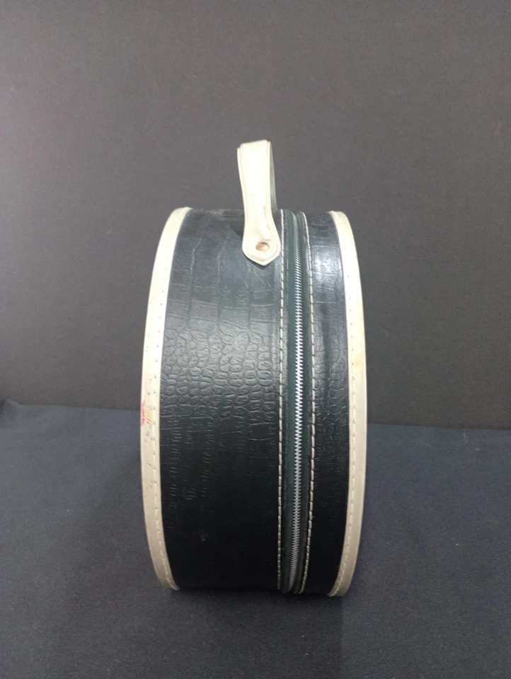 Estojo de viagem xadrez vermelho e preto para boneca/criança forrado com alça - Imagem 2 de 4