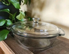 Anchor Hocking Clear Glass Round 9.5” Casserole Dish 2 Qt / 2 L with Lid