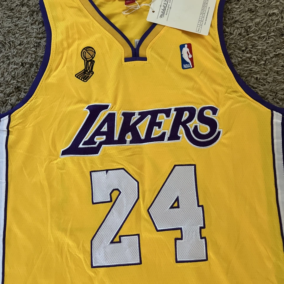 Camiseta NBA Kobe Bryant Los Angeles Lakers amarilla y púrpura XL Foto 2 de 4