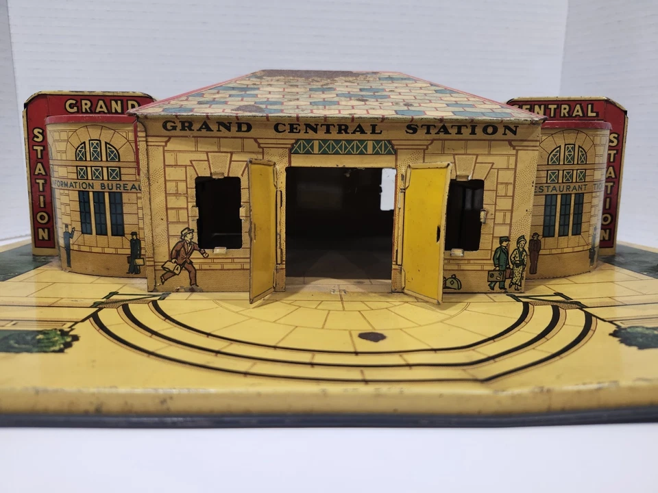 Marx Grand Central Station Tin Litho #2940 1930's Vintage W/Wired Lights - Image 3 of 4