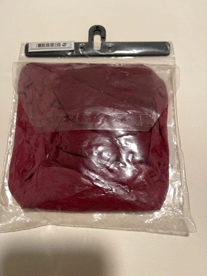 Новые Колготки American Apparel Бургундские Красные Прозрачные Люкс XS/S НЕРАСПРОДАННЫЙ ТОВАР - Изображение 2 из 2