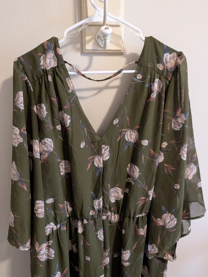 Vestido floral de manga corta verde oliva talla grande 2x para mujer hasta la rodilla Foto 3 de 3