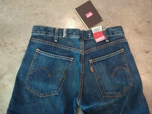 levis 607