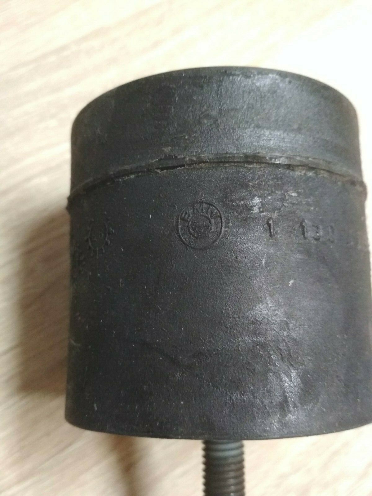 BMW E28 engine rubber mounting !!NEW!! GENUINE 11811130428 eBay