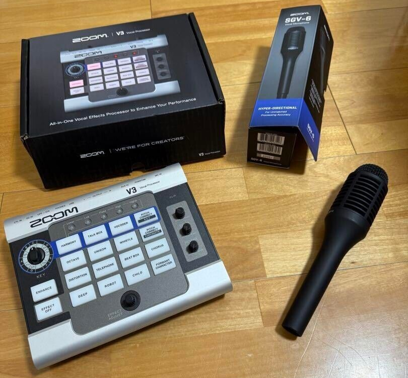 ZOOM V3 Multi Effects Vocal Processor + SGV-6 Vocal Microphone Used Tested ZOOM V3 Multi Effects Vocal Processor + SGV-6 Vocal Microphone Used Tested