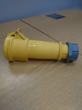 Mennekes Trailing Socket 32A 3 pin 2P&E Yellow IP44 110v part no 521