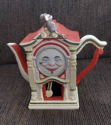 Hickory Dickory Dock Teapot 