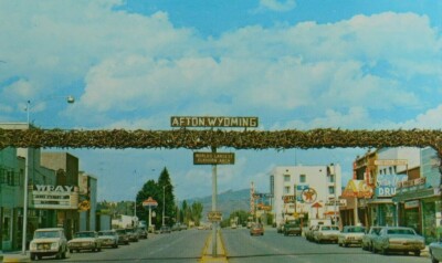 Afton Wyoming Main Street Classic Cars Texaco Chrome Vintage Postcard