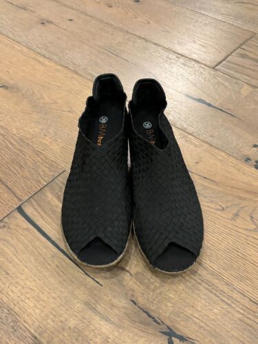 Bernie Mev Womens Black Woven Pull On Peep Toe Wedge Shoes Booties Size 39