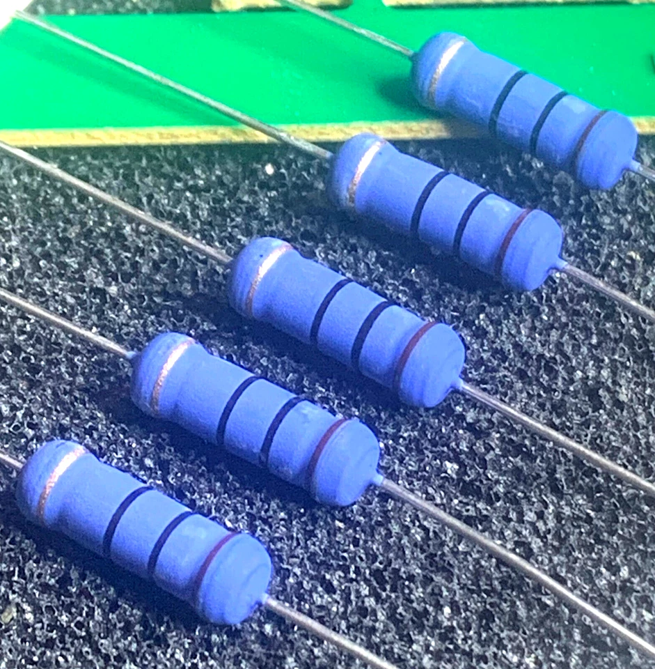 ROYAL OHM 5Pz. 10 ohm 3W ±5% Resistenze Metal Oxide Ø5,5x16mm ( 5 pezzi )