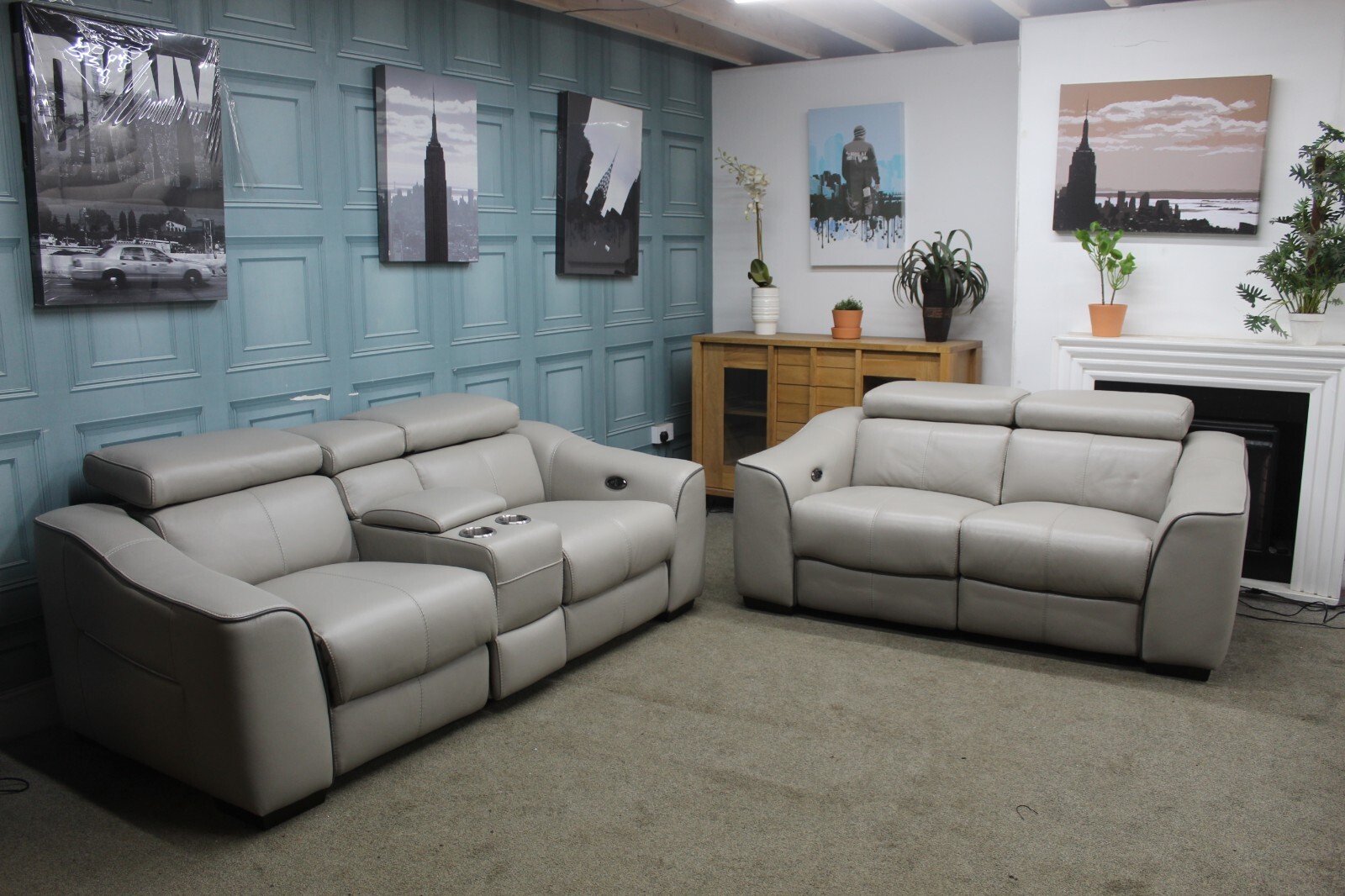 FURNITURE VILLAGE ELIXIR FEATHER GREY LEATHER ELECTRIC RECLINING 2