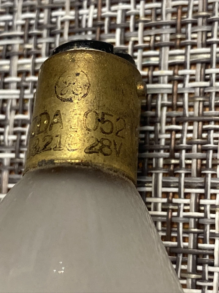 Lámpara vintage NOS GE Mazda para automóviles No. Bombilla 1052-IF RP11- Pack de 9 b2 Foto 2 de 4