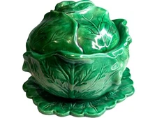 Vintage Holland Mold Ceramic Lettuce or Cabbage Serving Bowl with Lid. Mint Cond