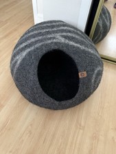 Cat Cave   Premium Felt Cat Bed for Indoor Cats, Handmade 100 Merino Wool Ligh