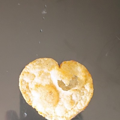 Hill Country Fare Thin Potato Chips, BBQ Flavor, Gluten Free Chips, Thin Style