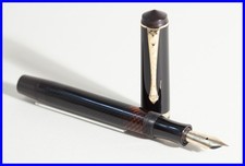 1940s Matador Express 976 Fountain Pen With M 14K Nib In Black Zelluloid