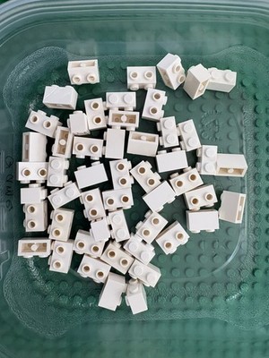 LEGO 50-piece White Brick, Modified 1 x 2 with Studs on 1 Side
