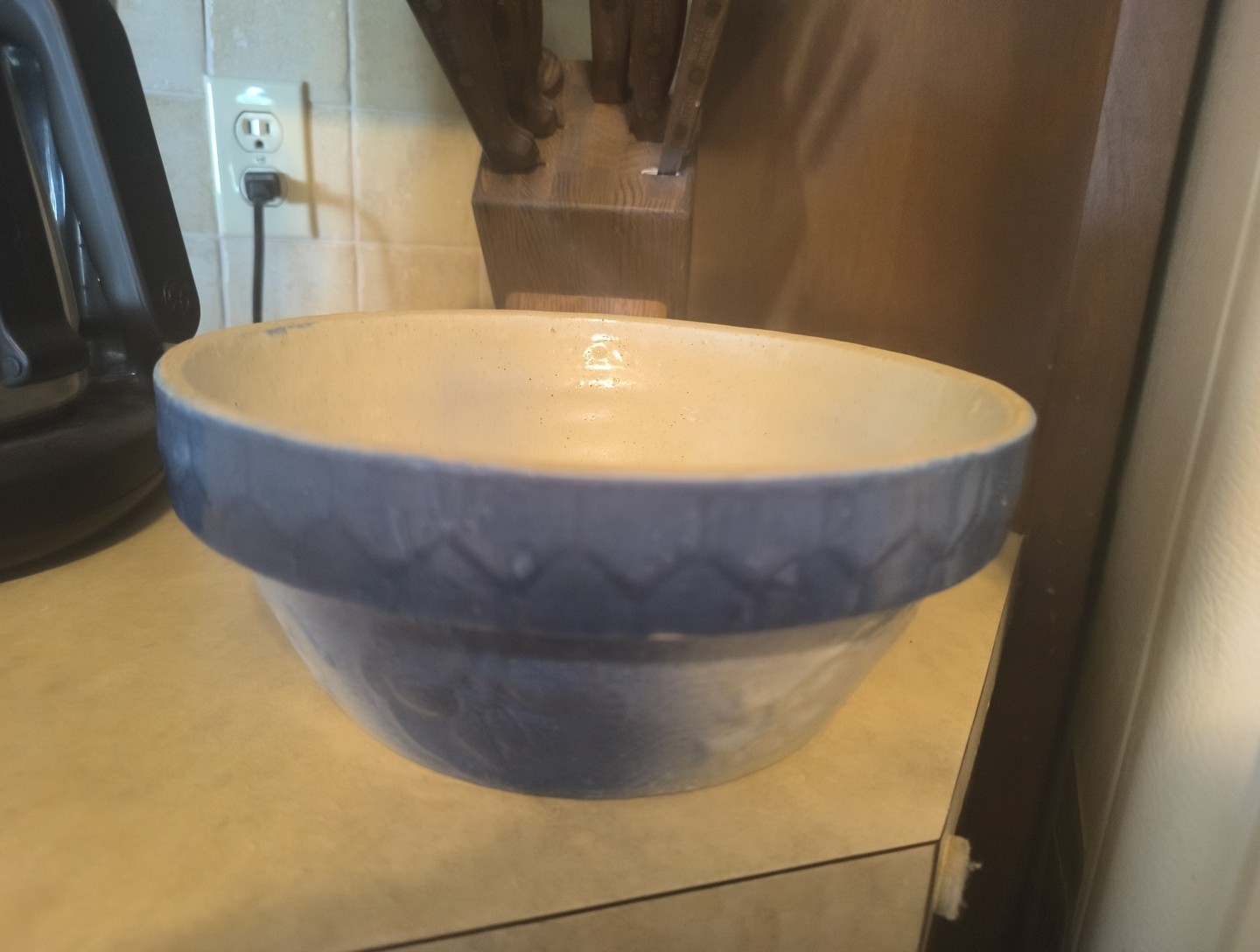 Antique Blue & White Salt Glaze Stoneware Mixing Bowl 9” Primitive