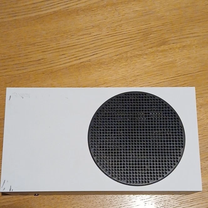 Microsoft Xbox Series S, photo 3 of 5