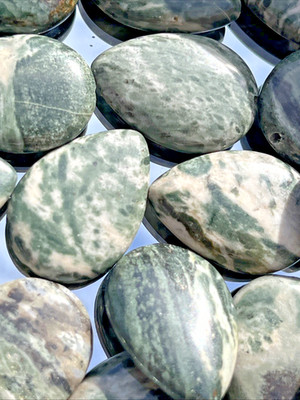 Grüner Zebra Jasper Jaspis Perlen Tropfen Tränen 9Stk 24-25mm Edelstein Kristall
