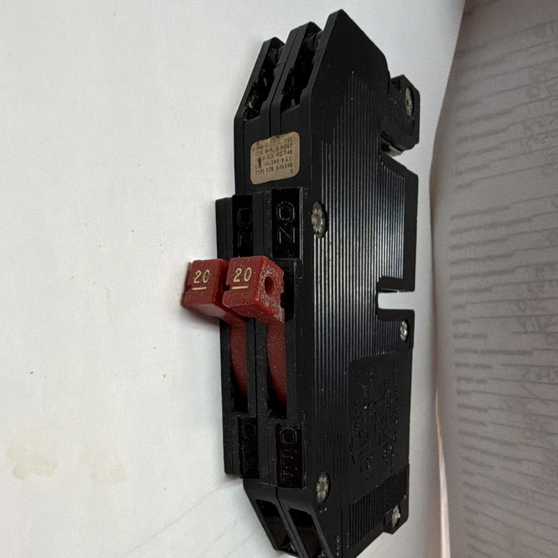Zinsco RC38-2020 Tandem Breaker 20A 201-250V AC Clip-On Trip Red Toggles
