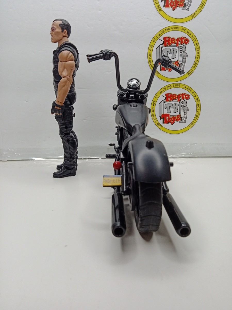 MARVEL LEGENDS DELUXE PUNISHER WITH MOTORCYCLE COMPLETE