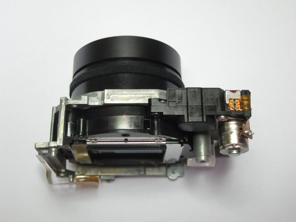 FUJIFILM X100s （液晶割れ） Fujifilm X100 Complete Teardown - LCD & Sensor Pathway - YouTube