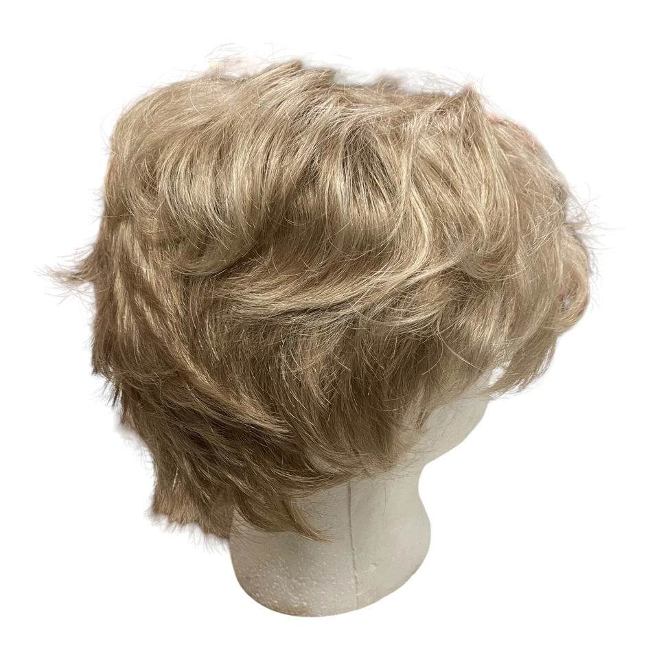 Peluca Paula Young A2079 Leanne-A Color SF 23/20 Trigo Estilo Corto Talla A Foto 4 de 4