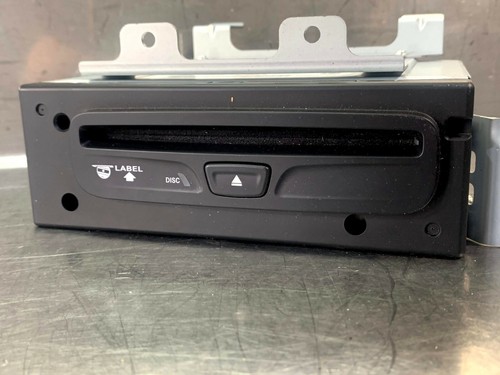 Jeep Grand Cherokee IV WK2 CD Changer P05091245AD - Picture 2 of 4