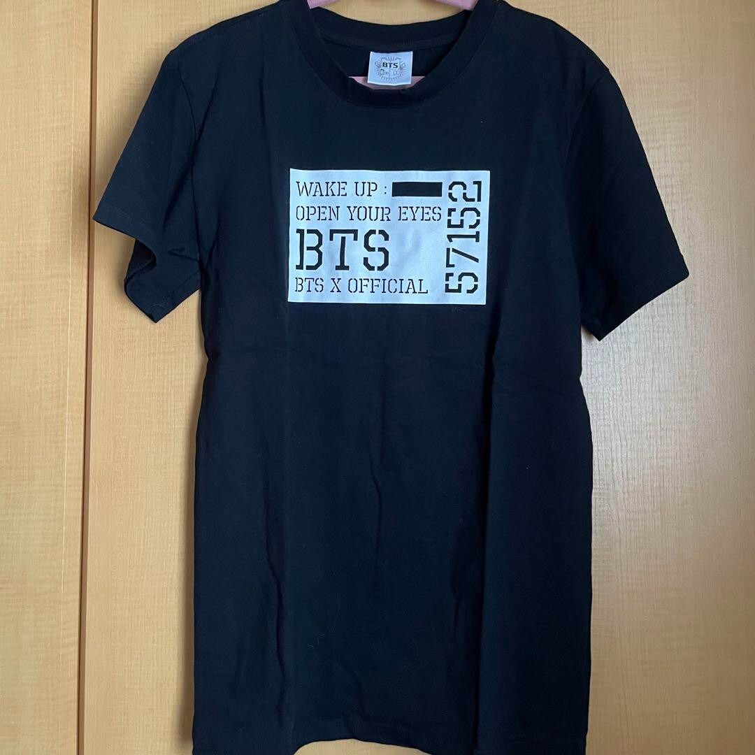 BTS Official 1st JAPAN TOUR 2015 WAKE UP : OPEN YOUR EYES T