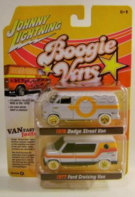 1976 '76 1977 '77 DODGE FORD VAN BOOGIE VANS CHASE 2 PACK JOHNNY