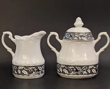 J&G Meakin England Sterling Colonial Ironstone Lid Sugar Cream Renaissance Black